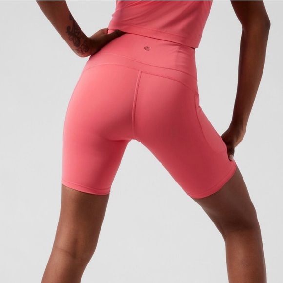 Athleta Ultimate Stash II 7" Short in Coral Petal biker Shorts - Picture 2 of 8